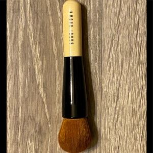 Bobbi Brown Full Coverage Face Brush